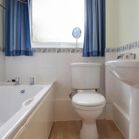 3 Bed In Sz540 Holiday home